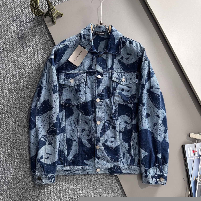 Ba*len*cia*ga coats